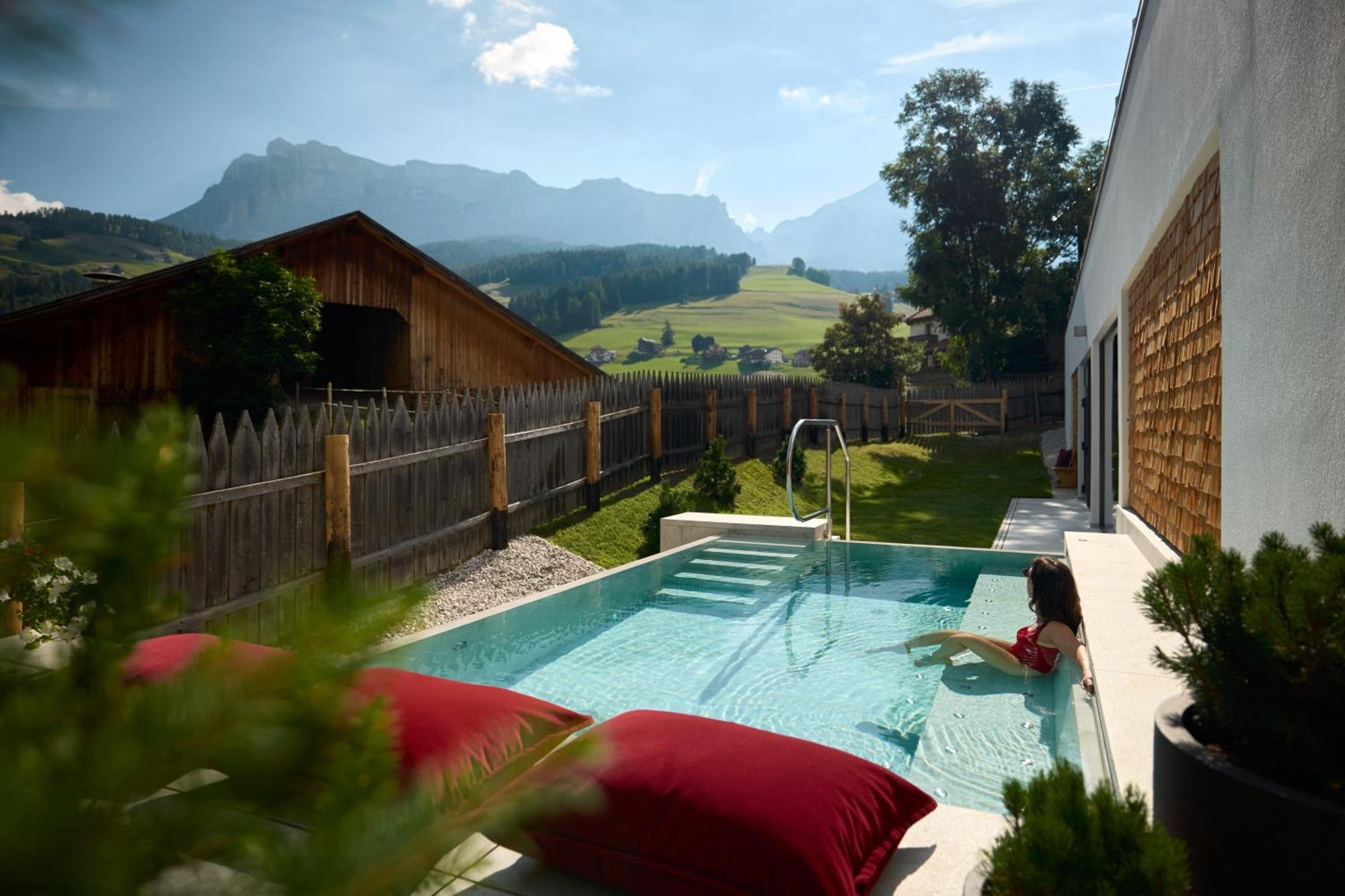 Hotel Des Alpes La Villa  Eksteriør billede